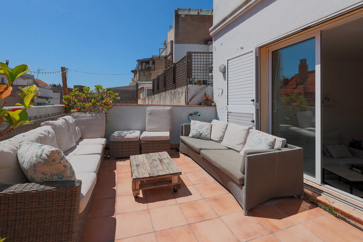 ÁTICO CON TERRAZA EN SANT GERVASI