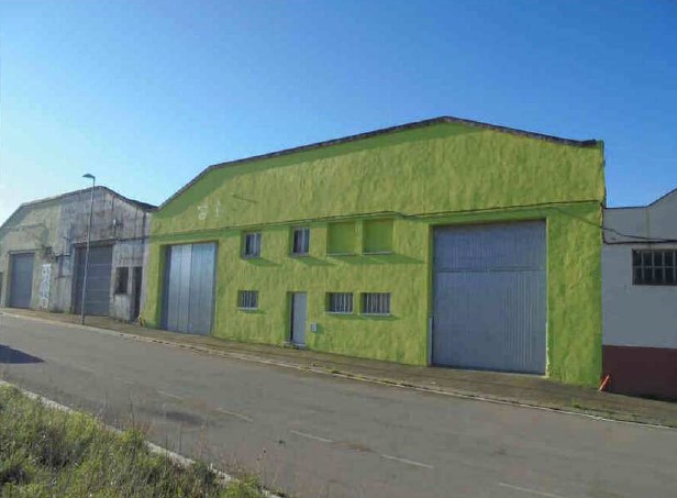 NAVE INDUSTRIAL EN VENTA EN TORELLÓ